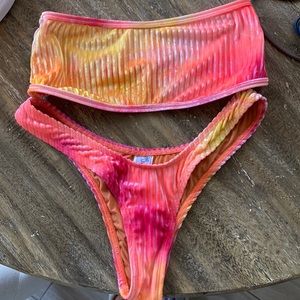 Dippin Daisy’s two piece bikini. Bandeau top & high waisted bottoms, both size S